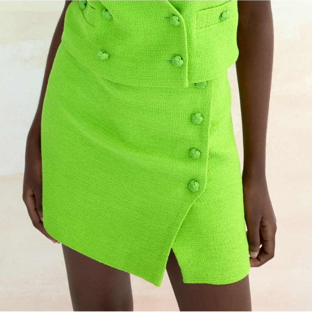 Zara Textured Button Mini Skirt - Picture 6 of 11